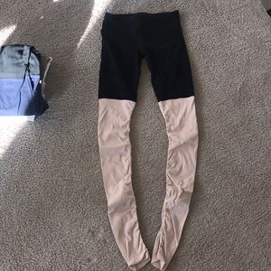 ALO Yoga leggings size S